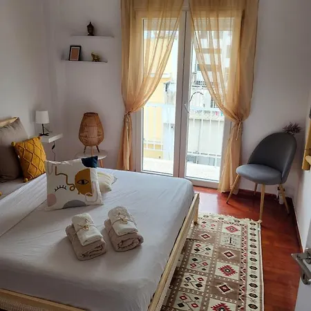 Viva La Veranda In Athens