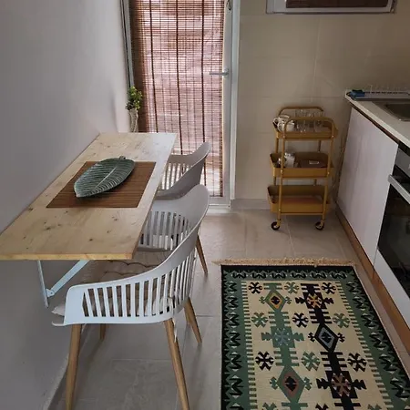 Viva La Veranda In Athens