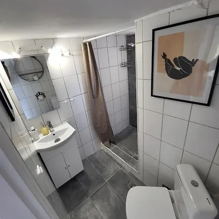 Viva La Veranda In Apartment *